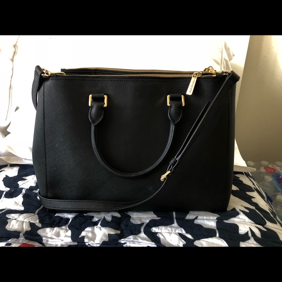 MICHAEL KORS Black Large Saffiano Bag - Picture 4 of 5